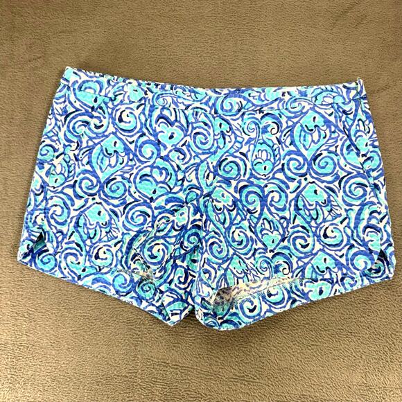 Lilly‎ Pulitzer size 4 womens shorts, Adie style, Chasing Tail print - Picture 1 of 9